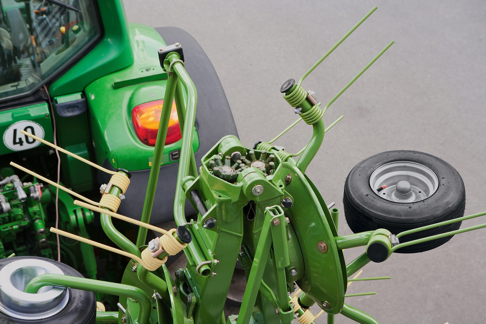 1. Krone KW 7.92