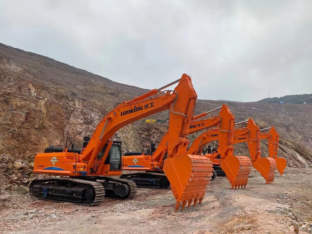 Обзор гусеничного экскаватора Lonking CDM6490